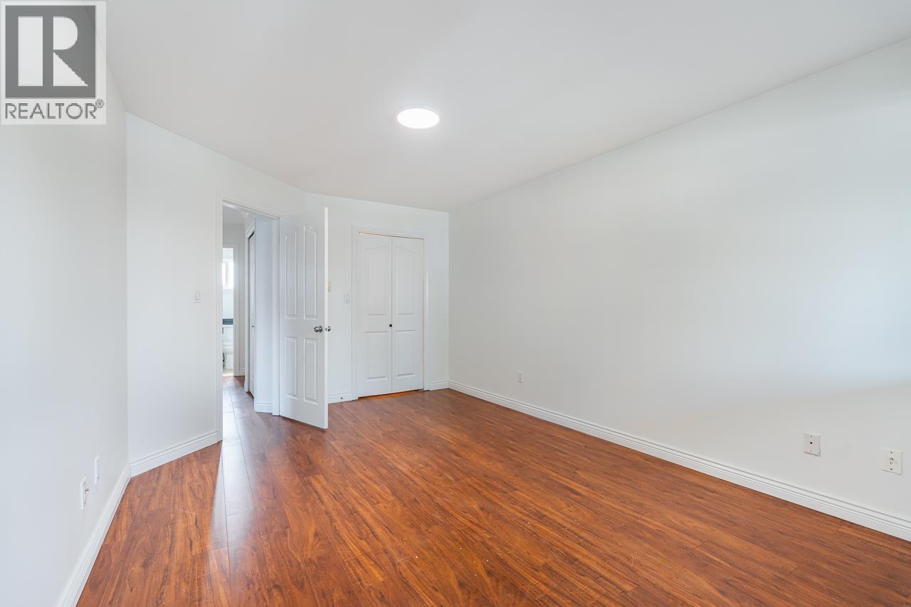 8207 15th Avenue, Burnaby, British Columbia V3N 1X7 - Photo 26 - R3157865