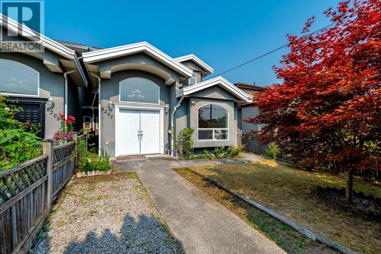 8207 15th Avenue, Burnaby, British Columbia V3N 1X7 - Photo 1 - R3157865