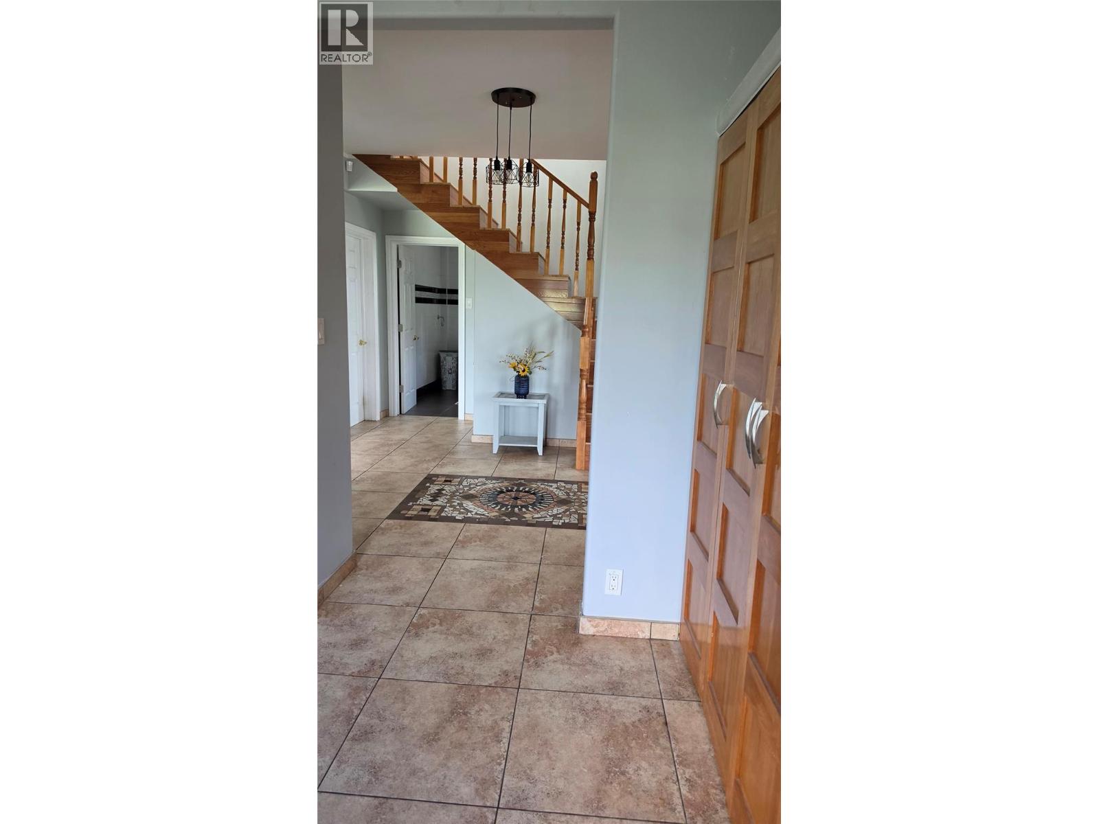 9000 Lyman Drive, Dawson Creek, British Columbia  V1G 3M9 - Photo 2 - 10393060
