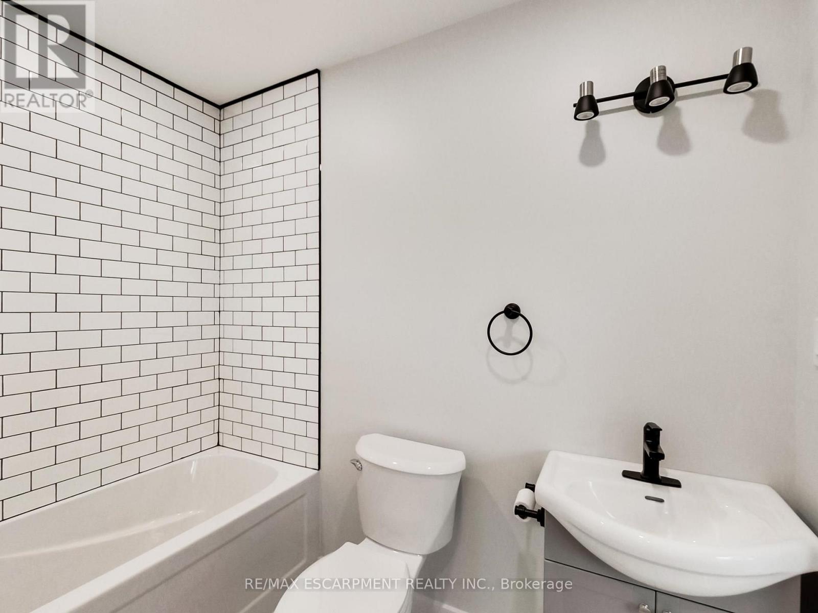67 Cope Street, Hamilton, Ontario  L8H 5B1 - Photo 8 - X13618292