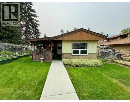 4784 Selkirk Avenue, Edgewater, British Columbia