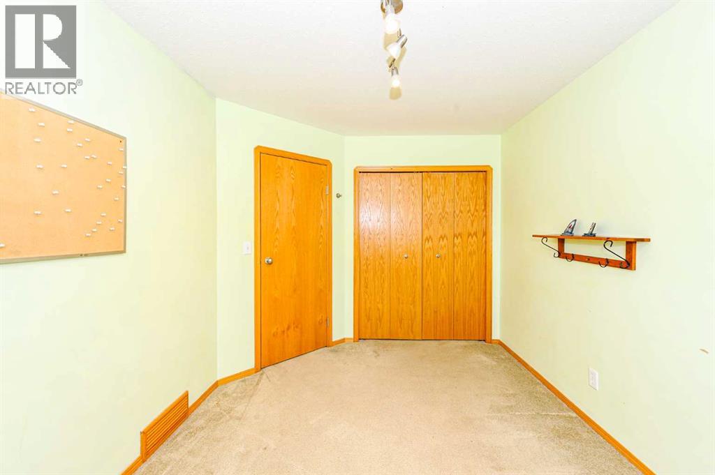 3413 50a Street Close, Camrose, Alberta  T4V 1J8 - Photo 22 - A2338928