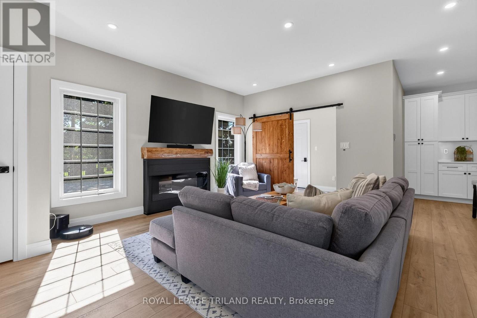 4397 Mill Crescent, North Middlesex, Ontario  N0M 1A0 - Photo 34 - X13701690