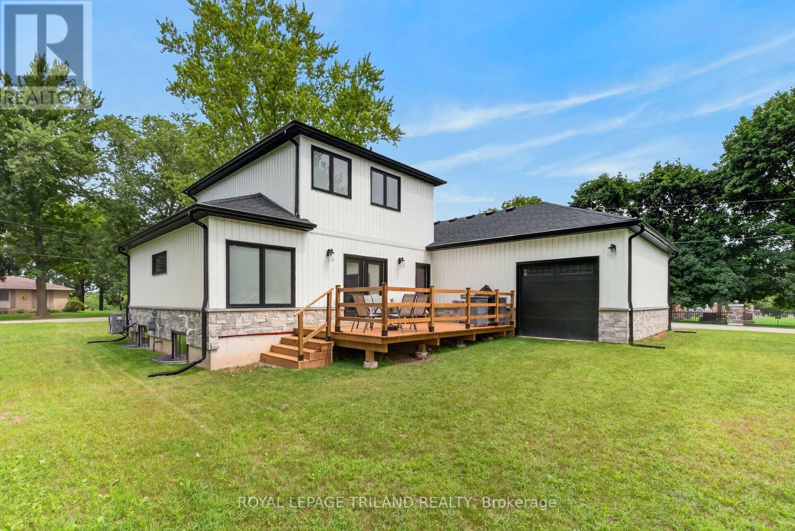4397 Mill Crescent, North Middlesex, Ontario  N0M 1A0 - Photo 38 - X13701690
