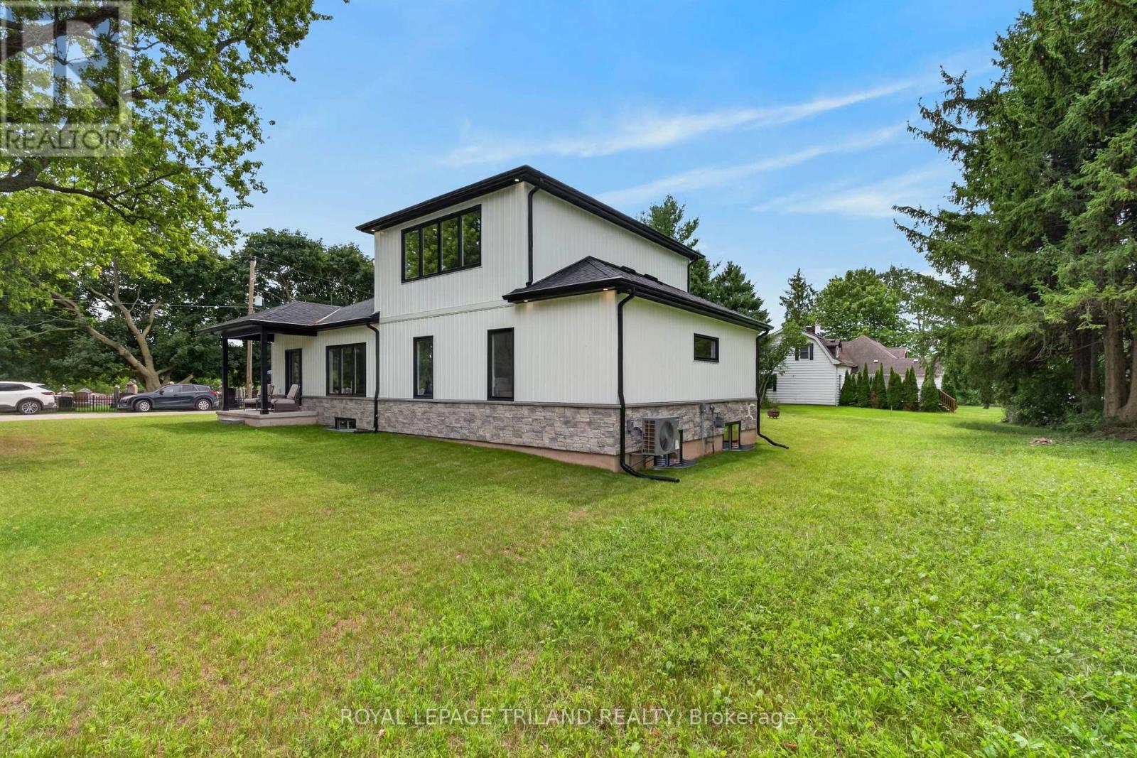 4397 Mill Crescent, North Middlesex, Ontario  N0M 1A0 - Photo 39 - X13701690