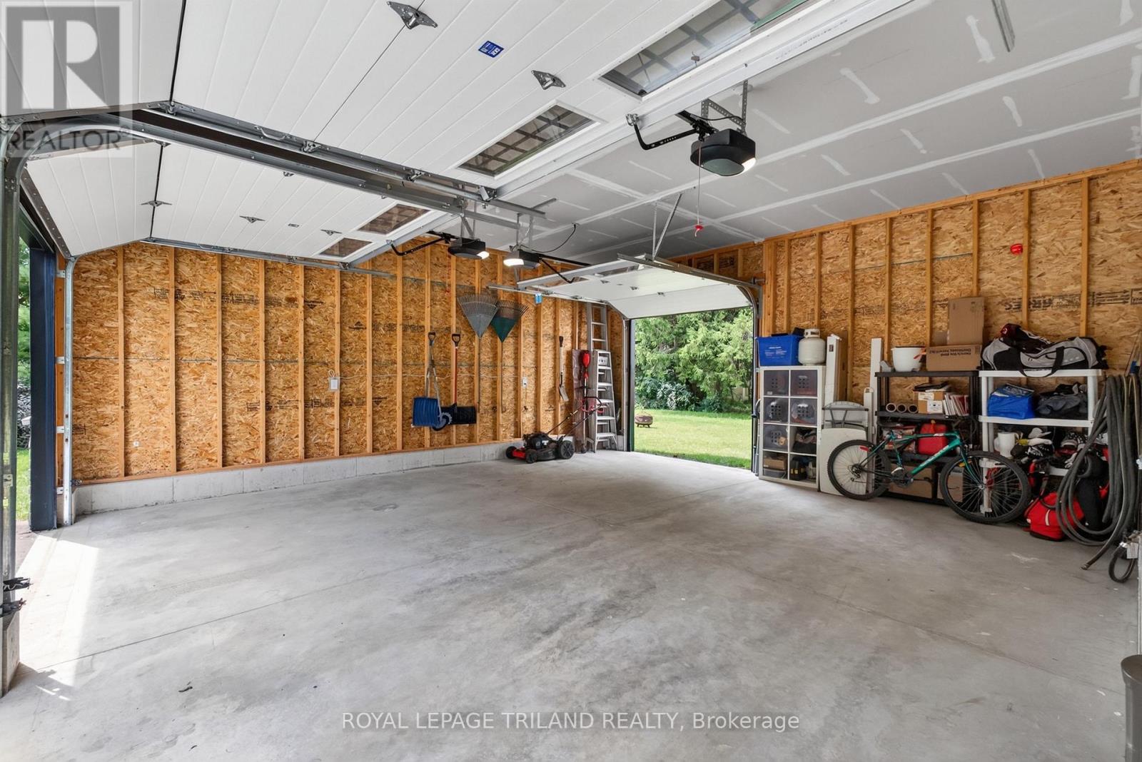 4397 Mill Crescent, North Middlesex, Ontario  N0M 1A0 - Photo 45 - X13701690