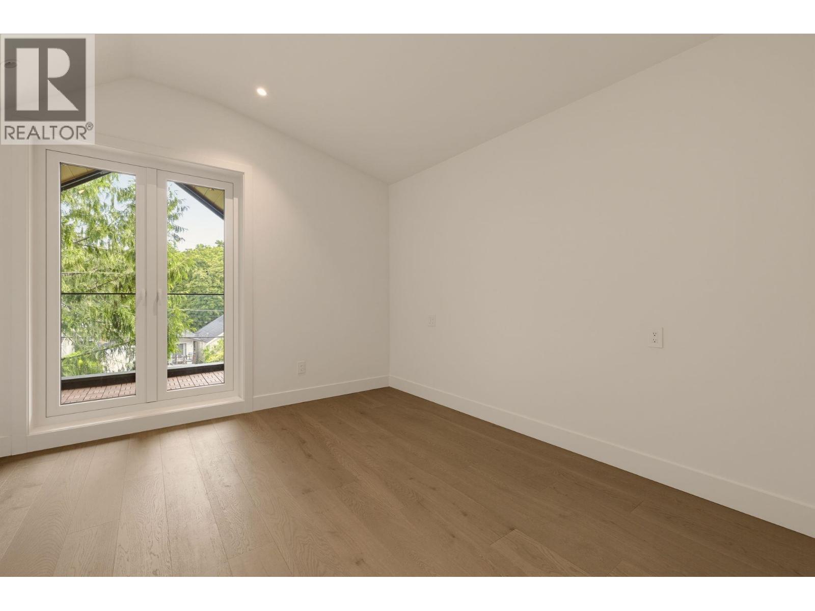 2 3617 W 12th Avenue, Vancouver, British Columbia  V6R 2N5 - Photo 21 - R3112598