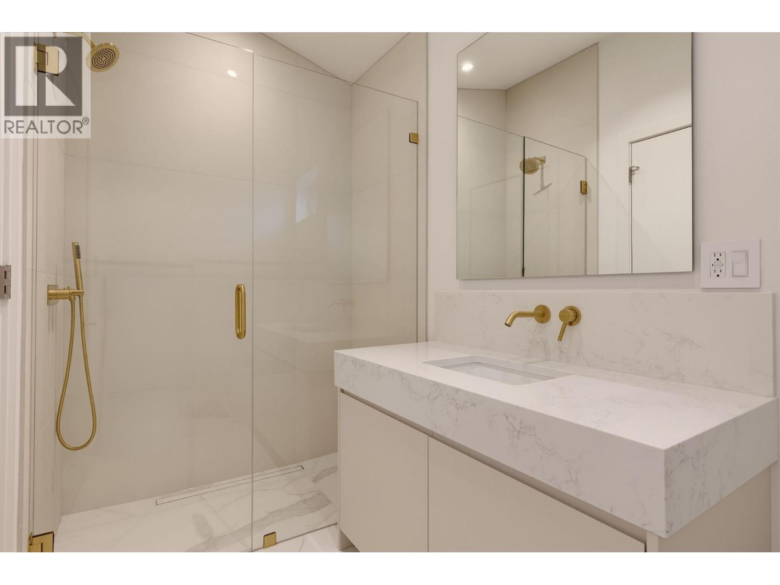 2 3617 W 12th Avenue, Vancouver, British Columbia  V6R 2N5 - Photo 22 - R3112598