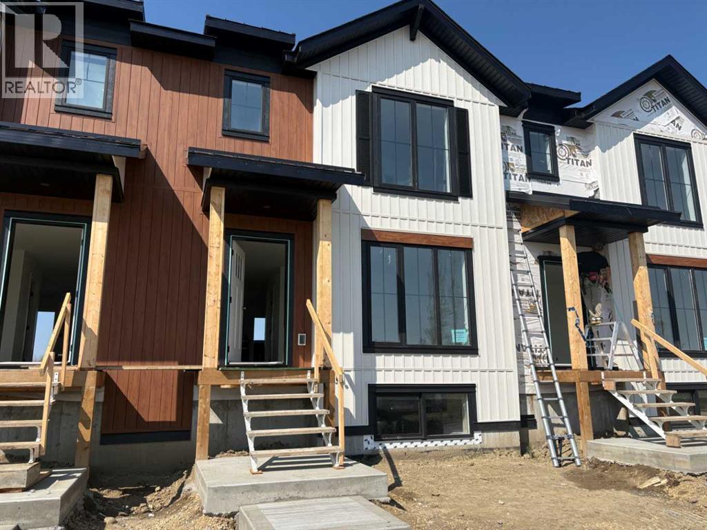 38 Station Drive, Sylvan Lake, Alberta  T4S 0W7 - Photo 1 - A2318463