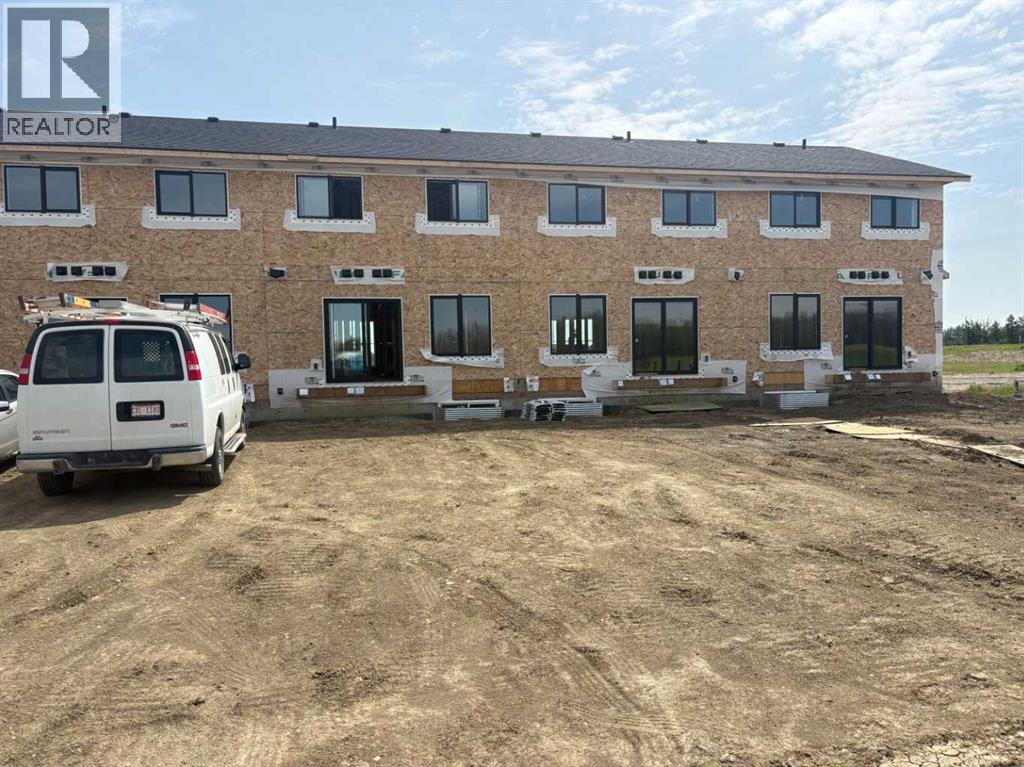 38 Station Drive, Sylvan Lake, Alberta  T4S 0W7 - Photo 3 - A2318463