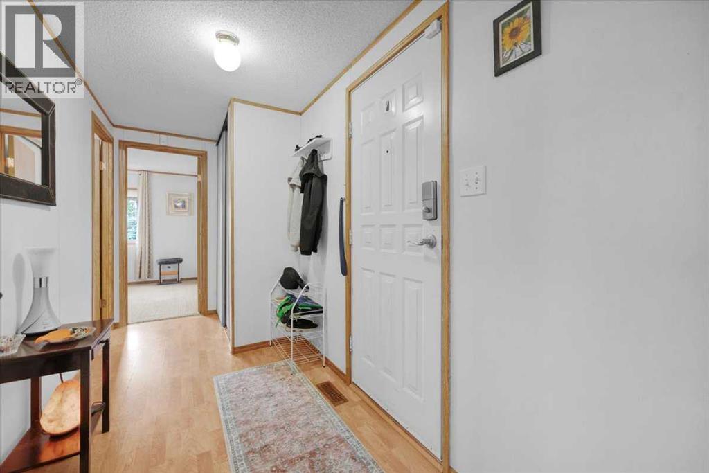 62, 99 Arbour Lake Drive, Calgary, Alberta  T3G 4E4 - Photo 9 - A2328913