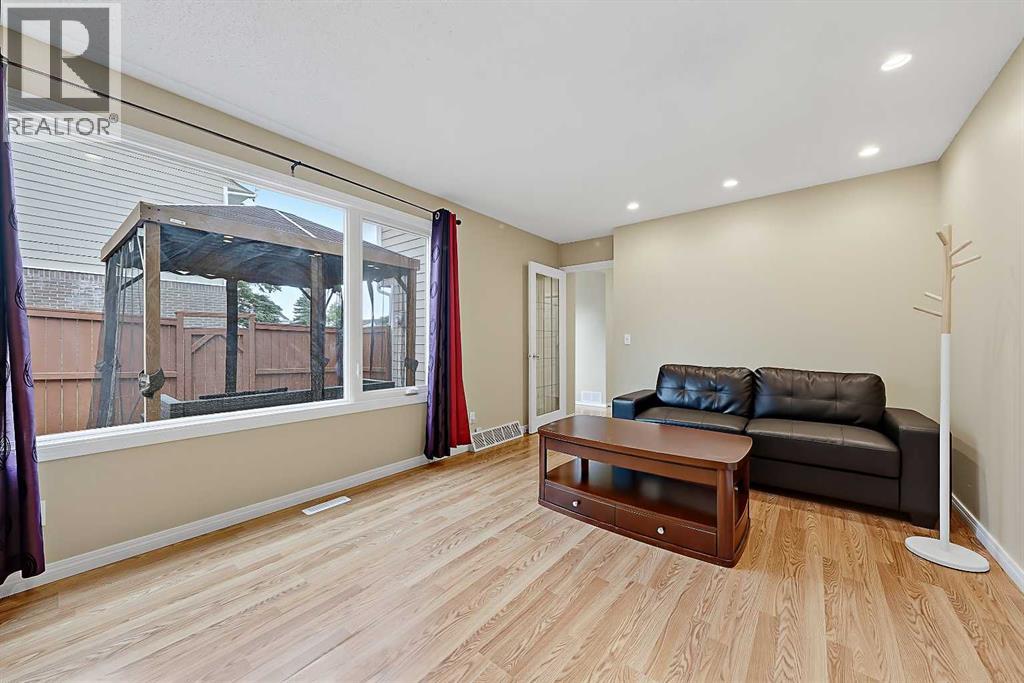 15, 3620 51 Street Sw, Calgary, Alberta  T3E 6N7 - Photo 11 - A2338465