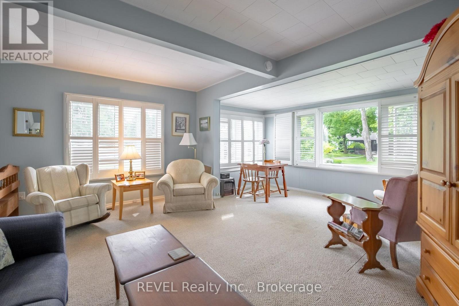 692 Lakeshore Road, Fort Erie, Ontario  L2A 1C1 - Photo 12 - X13701738