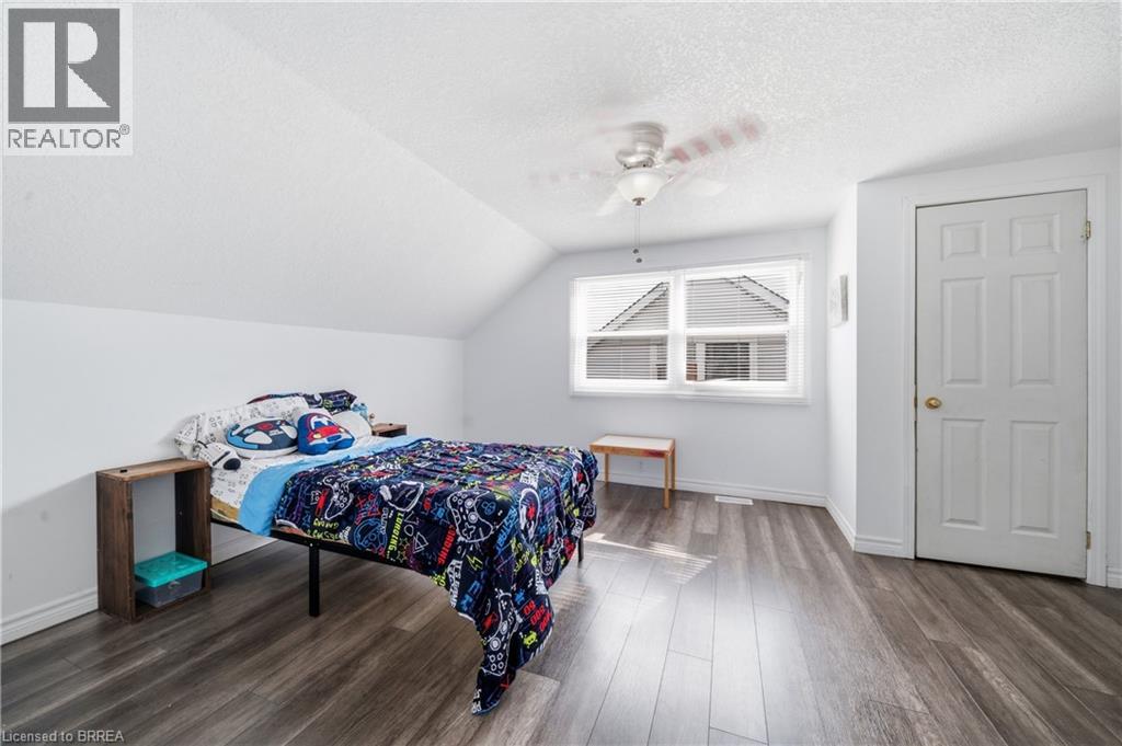 49 Seventh Avenue, Brantford, Ontario  N3S 1B3 - Photo 18 - 40856895