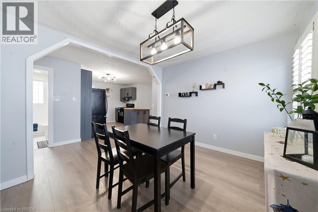 49 Seventh Avenue, Brantford, Ontario  N3S 1B3 - Photo 8 - 40856895