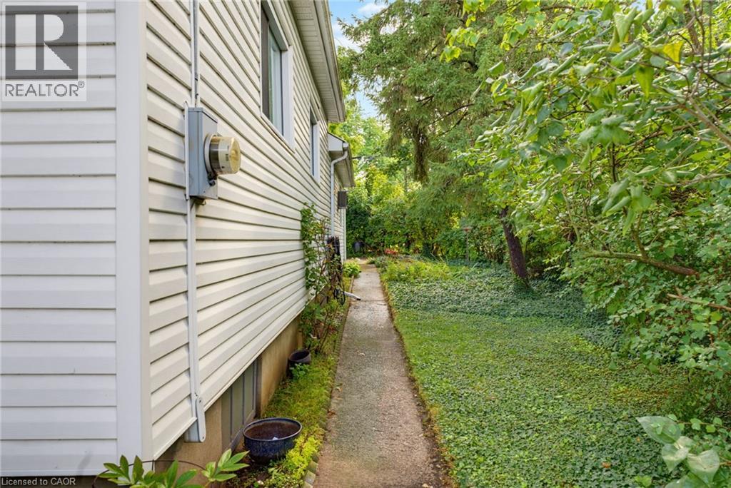 22 Mildred Avenue, St. Catharines, Ontario  L2R 6J1 - Photo 26 - 40857478