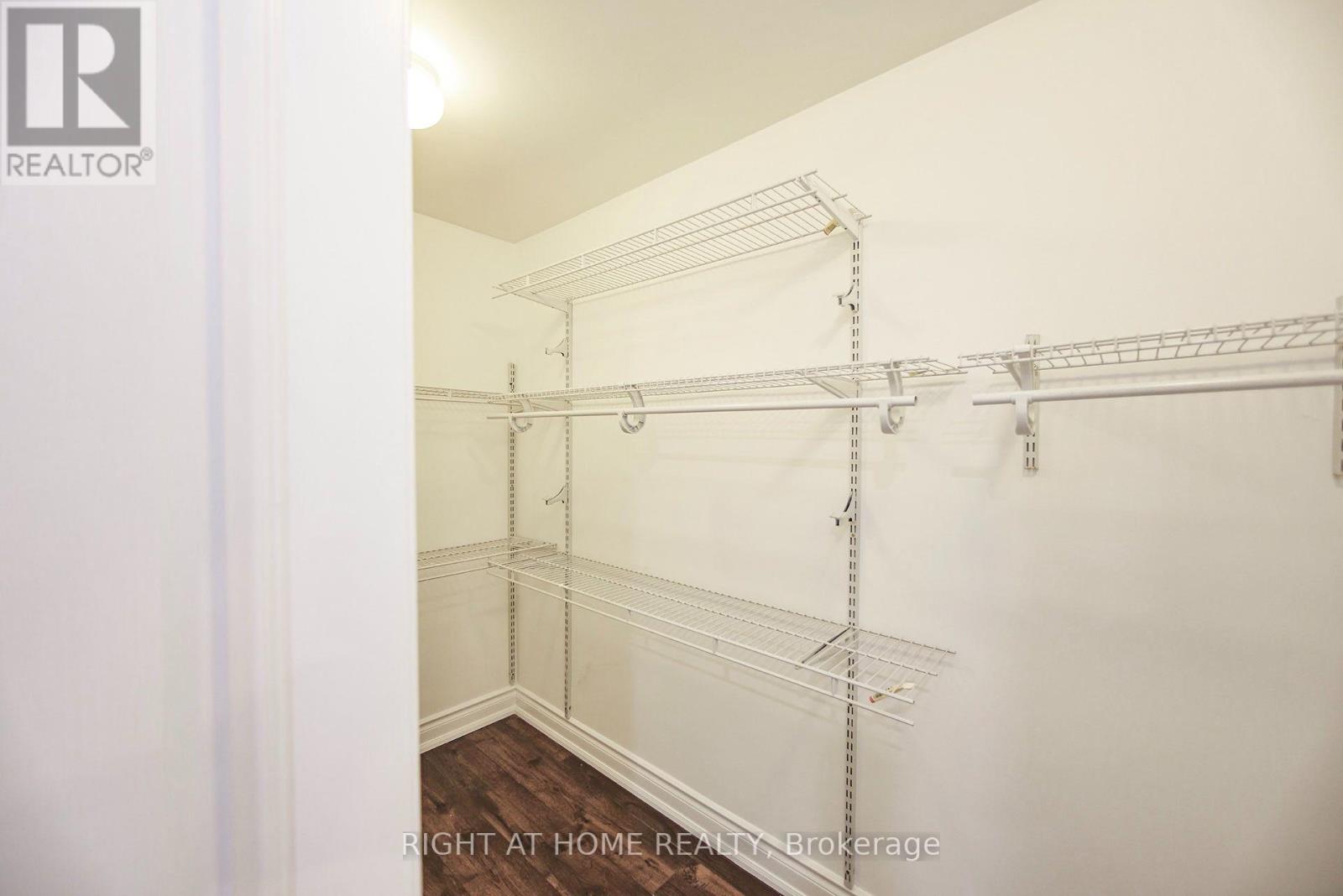 89 Yonge Boulevard, Toronto, Ontario  M5M 3G8 - Photo 45 - C13701720