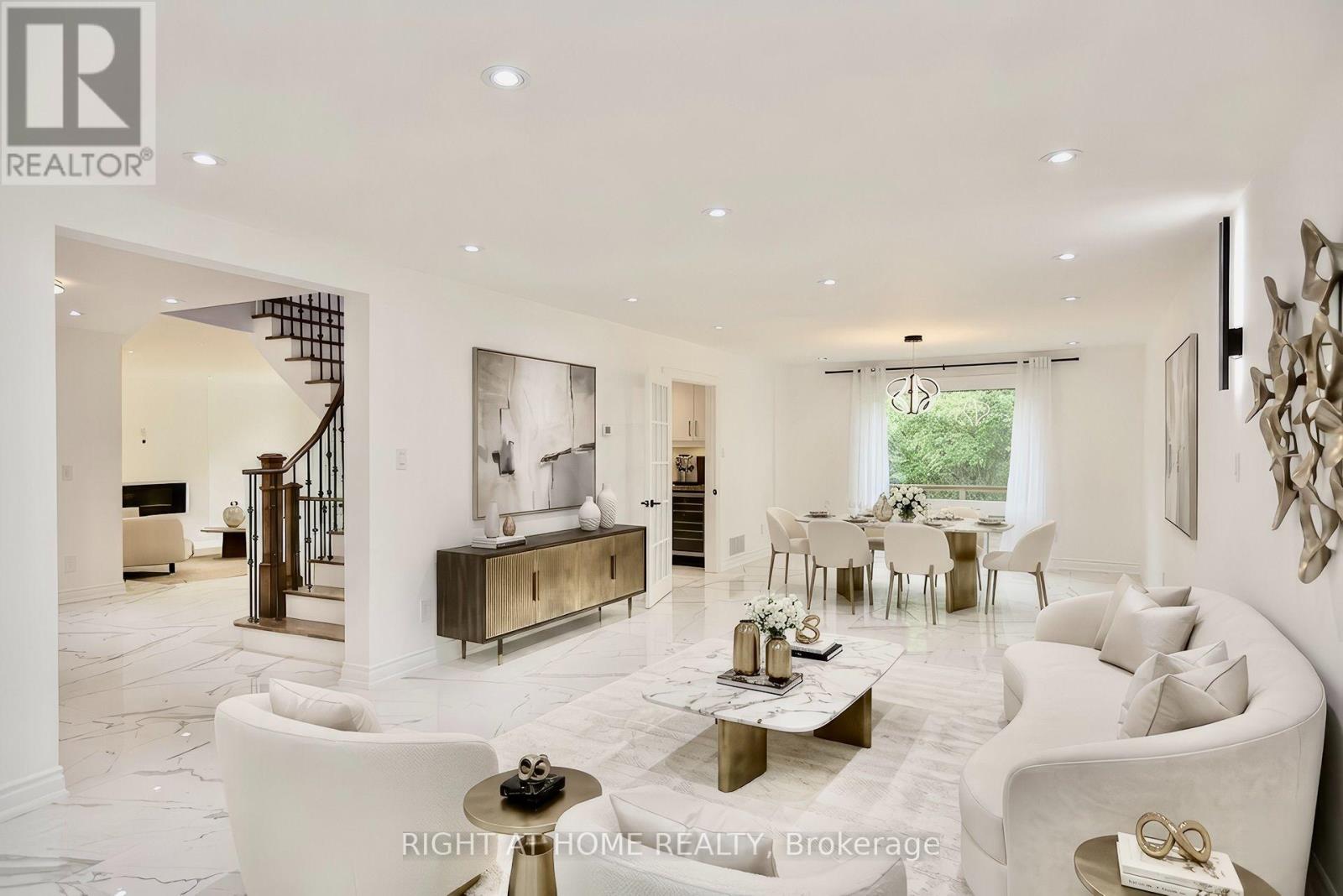89 Yonge Boulevard, Toronto, Ontario  M5M 3G8 - Photo 6 - C13701720