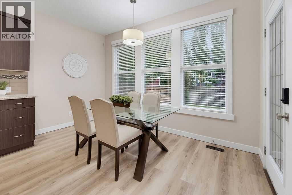 145 Sunset Manor, Cochrane, Alberta  T4C 0N2 - Photo 10 - A2339058