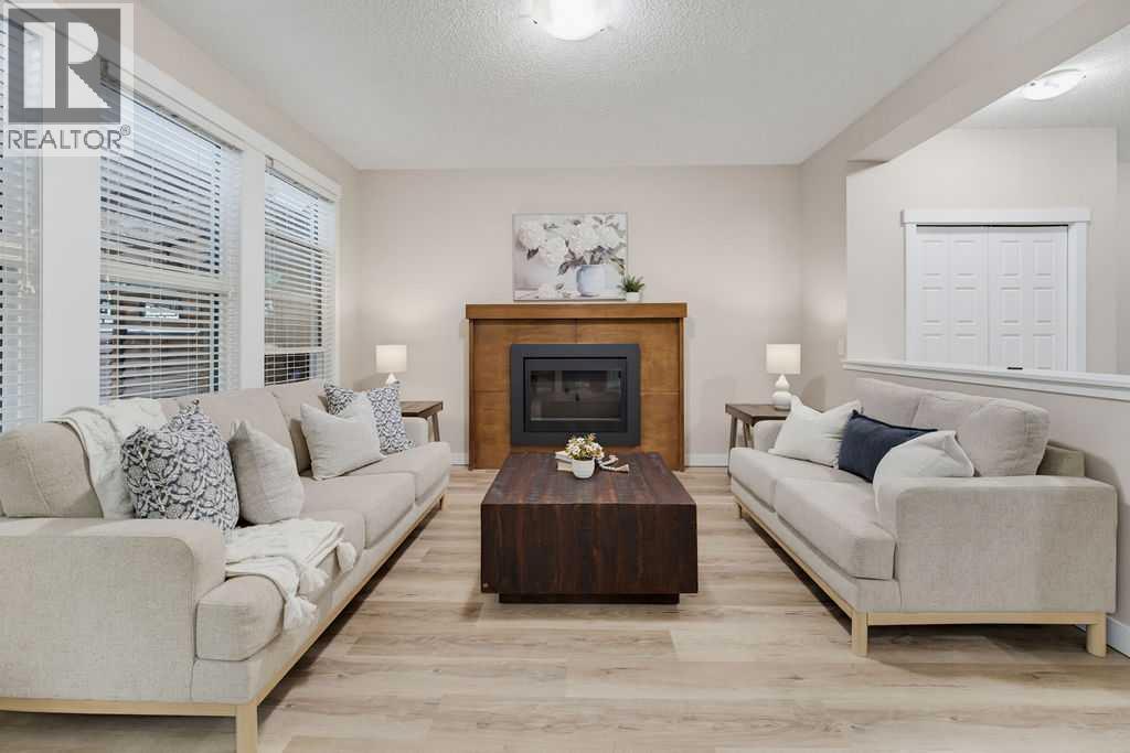 145 Sunset Manor, Cochrane, Alberta  T4C 0N2 - Photo 12 - A2339058