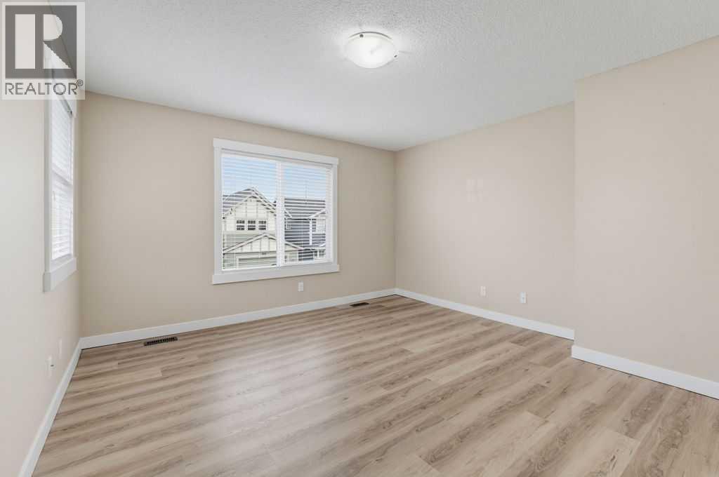 145 Sunset Manor, Cochrane, Alberta  T4C 0N2 - Photo 23 - A2339058
