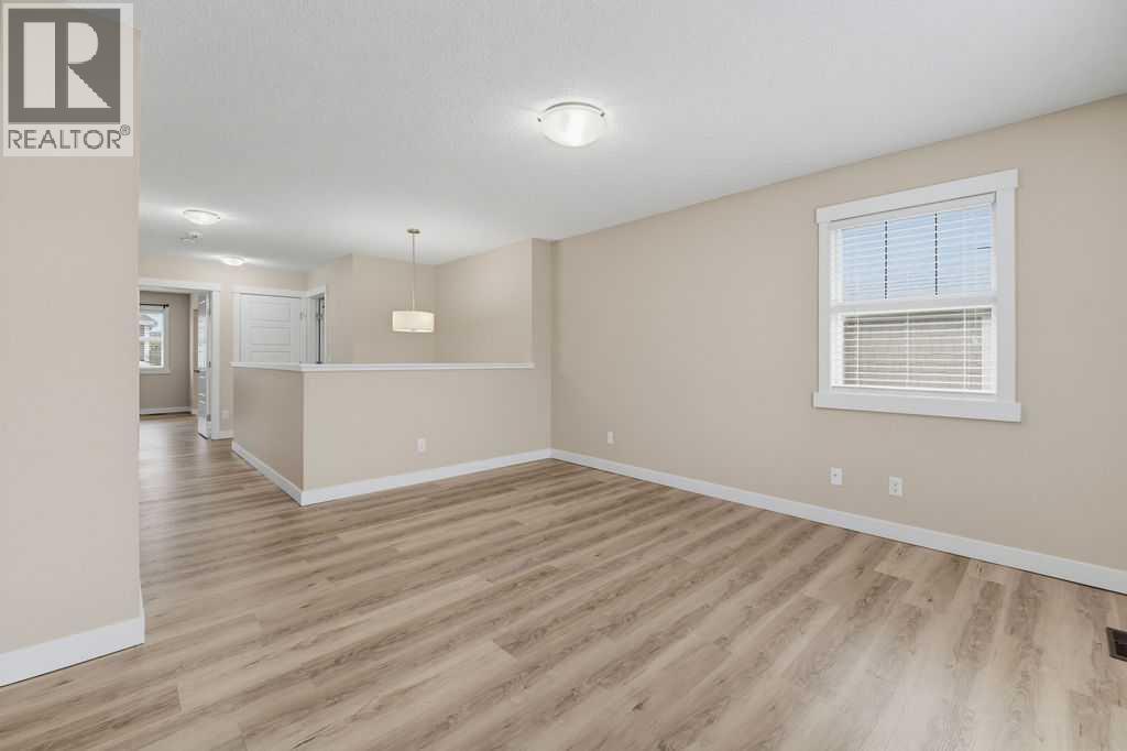 145 Sunset Manor, Cochrane, Alberta  T4C 0N2 - Photo 24 - A2339058