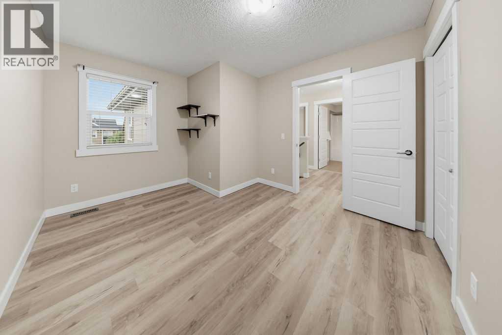 145 Sunset Manor, Cochrane, Alberta  T4C 0N2 - Photo 31 - A2339058