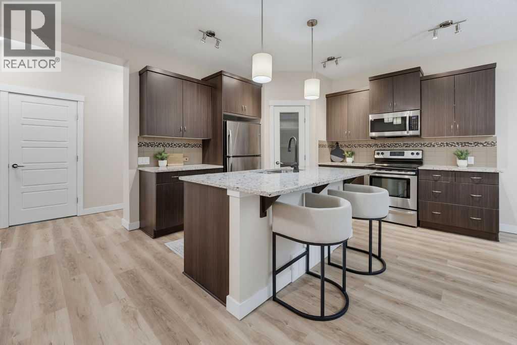 145 Sunset Manor, Cochrane, Alberta  T4C 0N2 - Photo 4 - A2339058