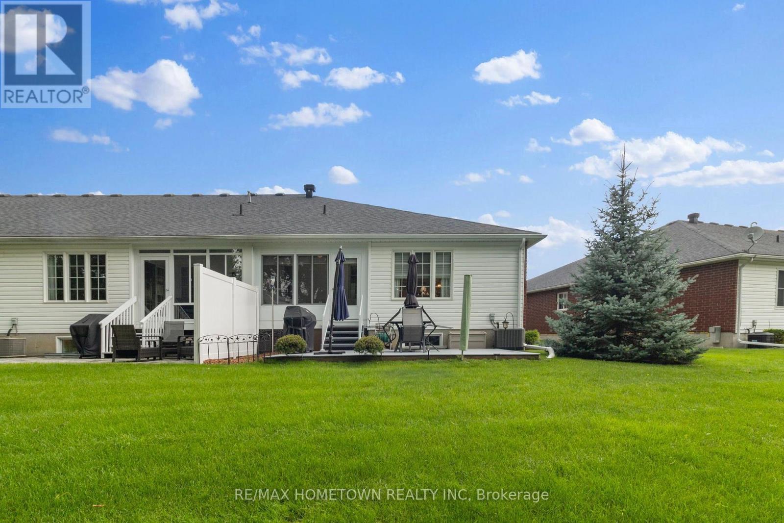 141 Steacy Gardens, Brockville, Ontario  K6V 7A6 - Photo 3 - X13701744