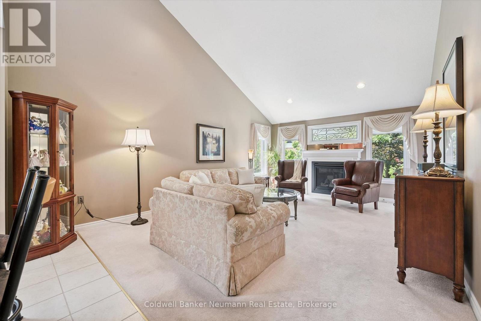 17 Somerset Glen, Guelph (Kortright West), Ontario  N1G 5G1 - Photo 8 - X13701748
