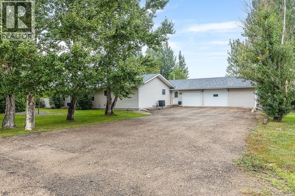 22 5 Avenue, Seven Persons, Alberta  T0K 1Z0 - Photo 1 - A2337485