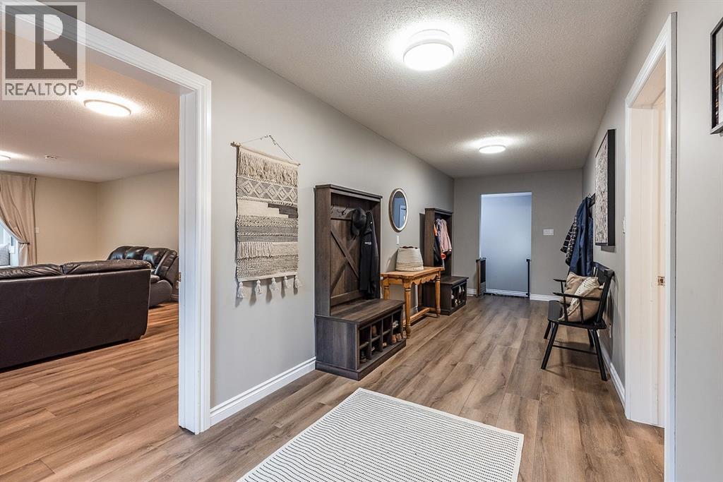 22 5 Avenue, Seven Persons, Alberta  T0K 1Z0 - Photo 33 - A2337485