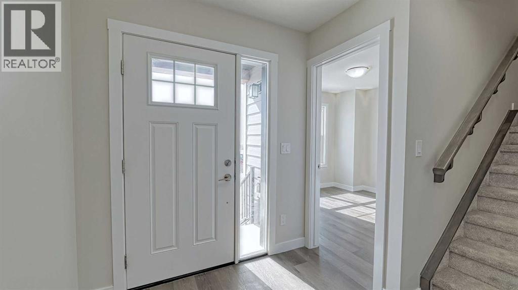 282 Alpine Avenue SW, Calgary, Alberta  T2Y 0R8 - Photo 3 - A2290766