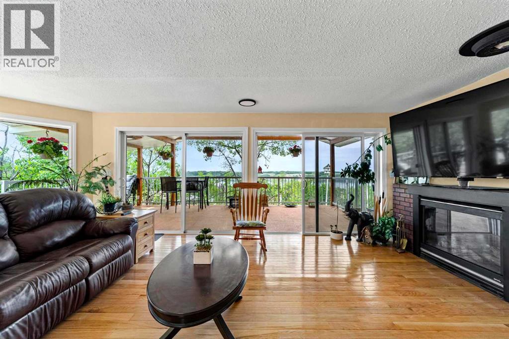 325 Minnewaukan Road, Tillicum Beach, Alberta  T4V 2m9 - Photo 13 - A2337766