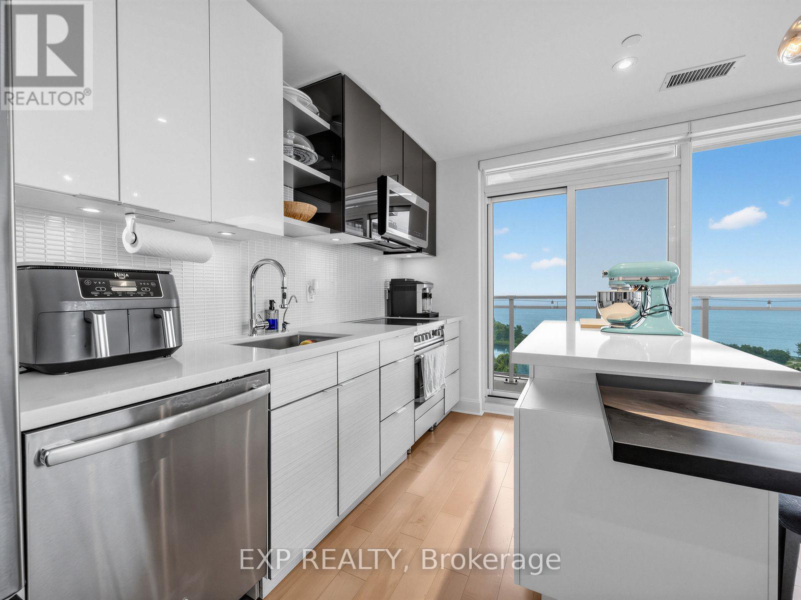 1910 - 33 Shore Breeze Drive, Toronto, Ontario  M8V 0G1 - Photo 7 - W13619608