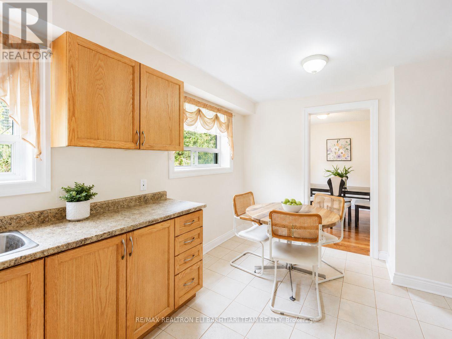 180 Woodsworth Road, Toronto, Ontario  M2L 2T1 - Photo 17 - C13698060