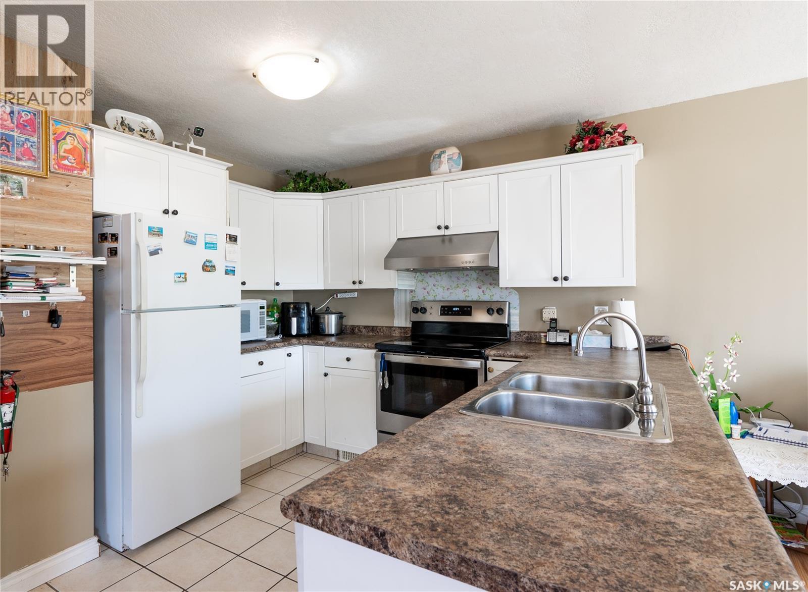 516 Hamilton Street, Regina, Saskatchewan  S4R 2A9 - Photo 8 - SK046185