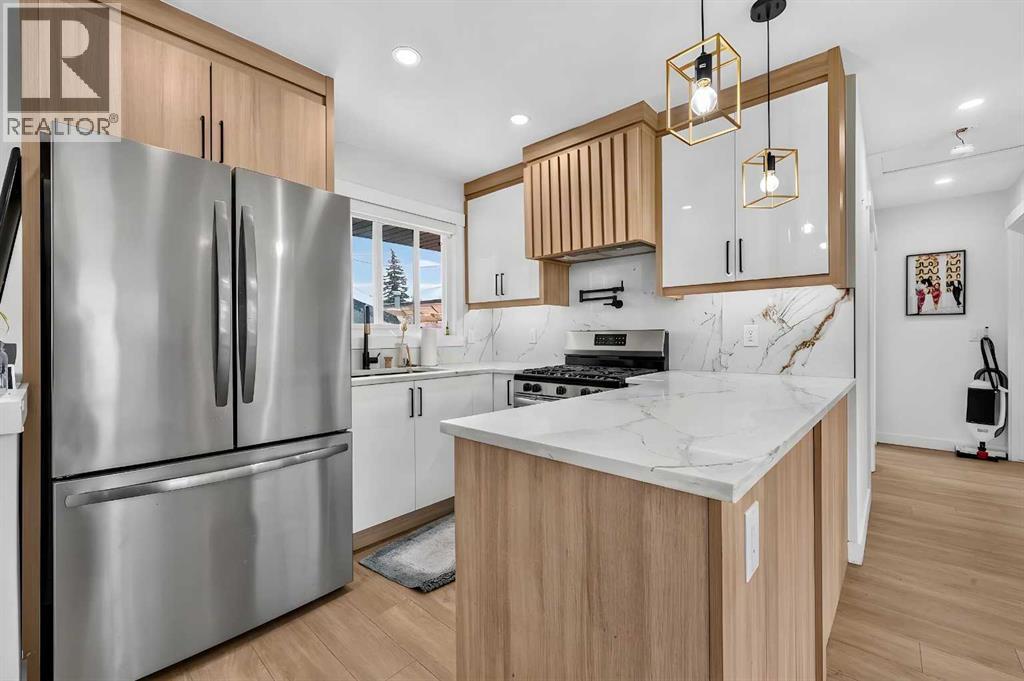 2415 22 Avenue Sw, Calgary, Alberta  T2T 0T1 - Photo 11 - A2336659