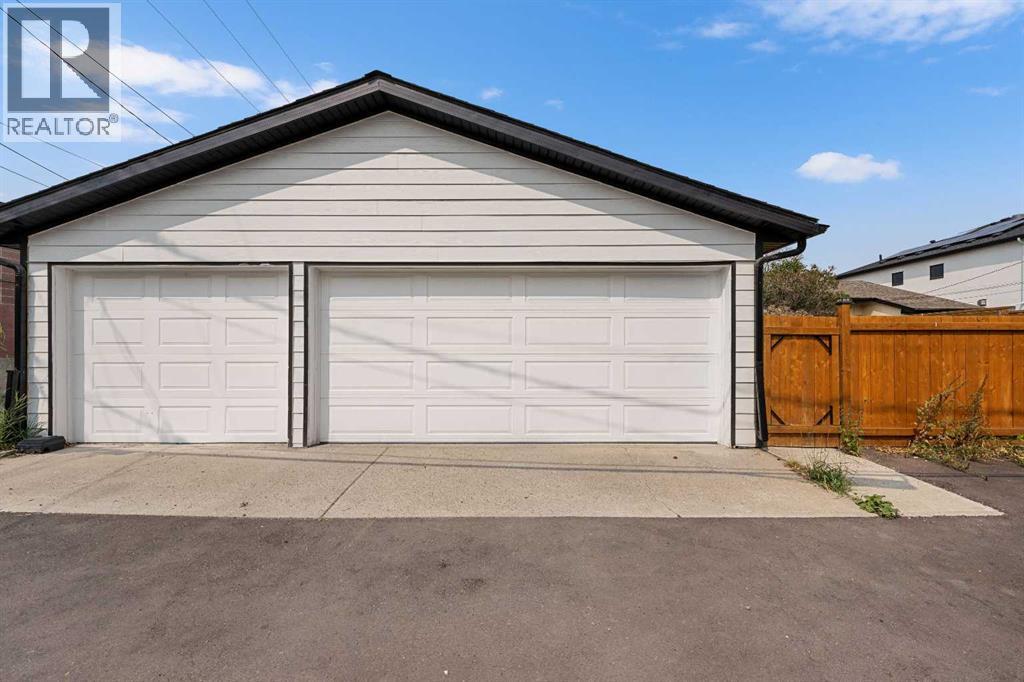 2415 22 Avenue Sw, Calgary, Alberta  T2T 0T1 - Photo 43 - A2336659