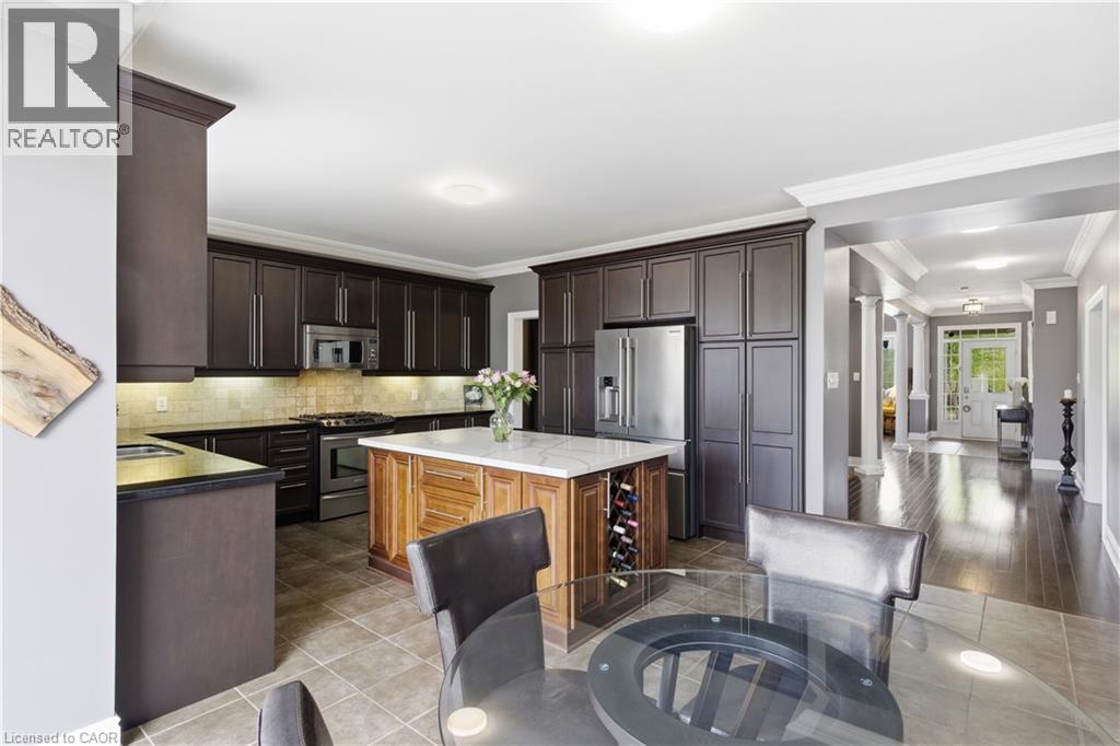 905 Marigold Court, Kitchener, Ontario  N2P 2Y3 - Photo 10 - 40854655