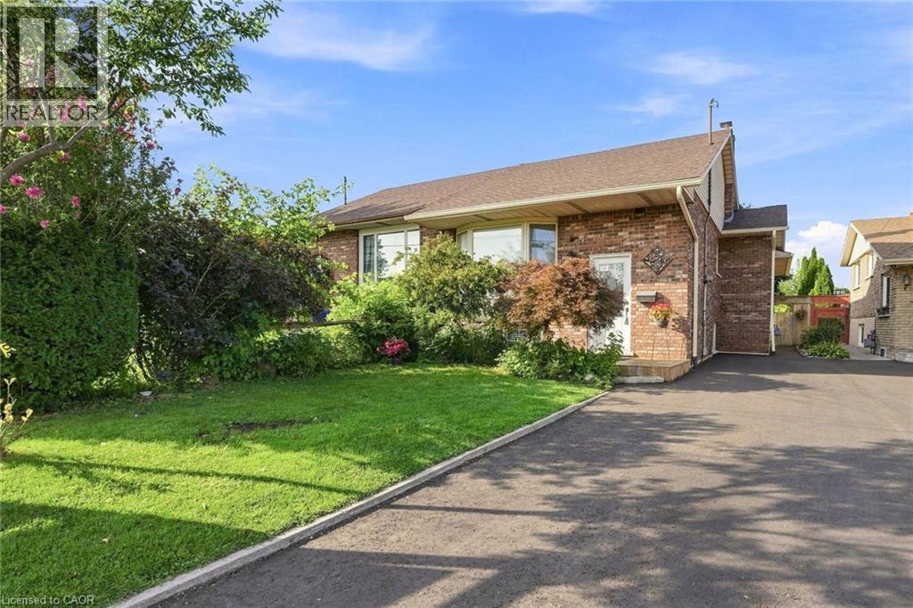 50 Adis Avenue, Hamilton, Ontario  L9C 6V3 - Photo 3 - 40857495