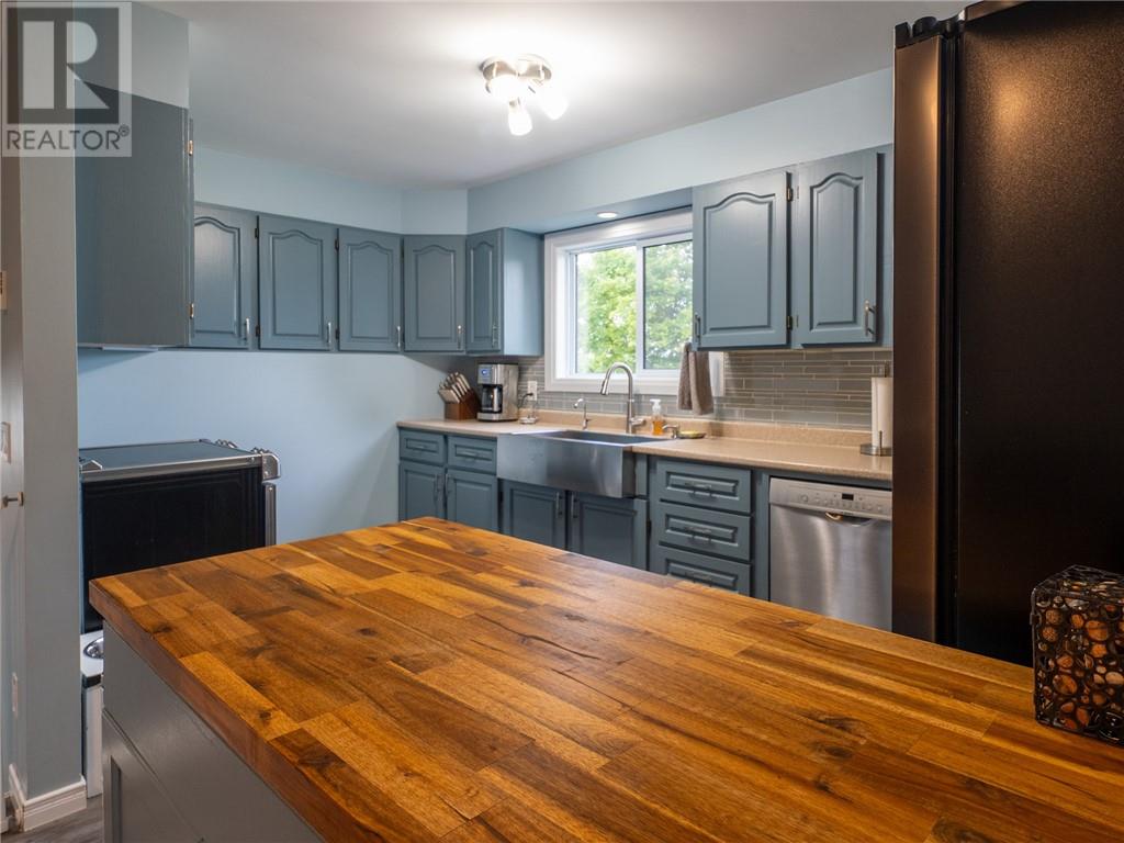 157 Emery Road, Gore Bay, Ontario  P0P 1H0 - Photo 20 - 2126837