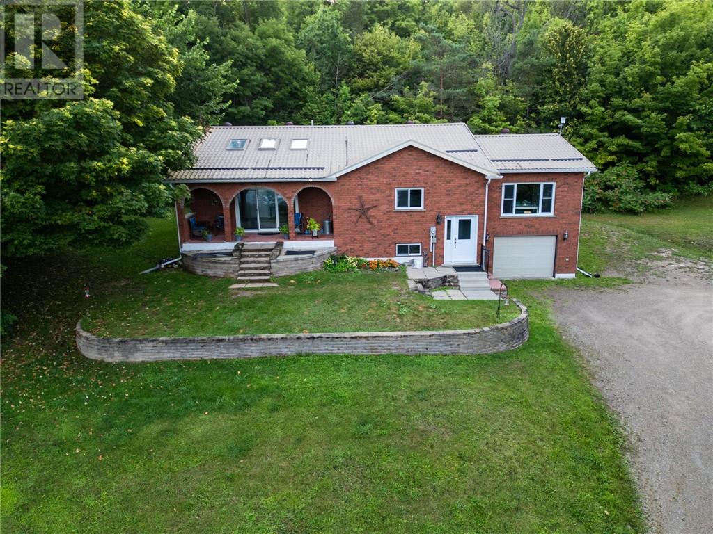 157 Emery Road, Gore Bay, Ontario  P0P 1H0 - Photo 12 - 2126837