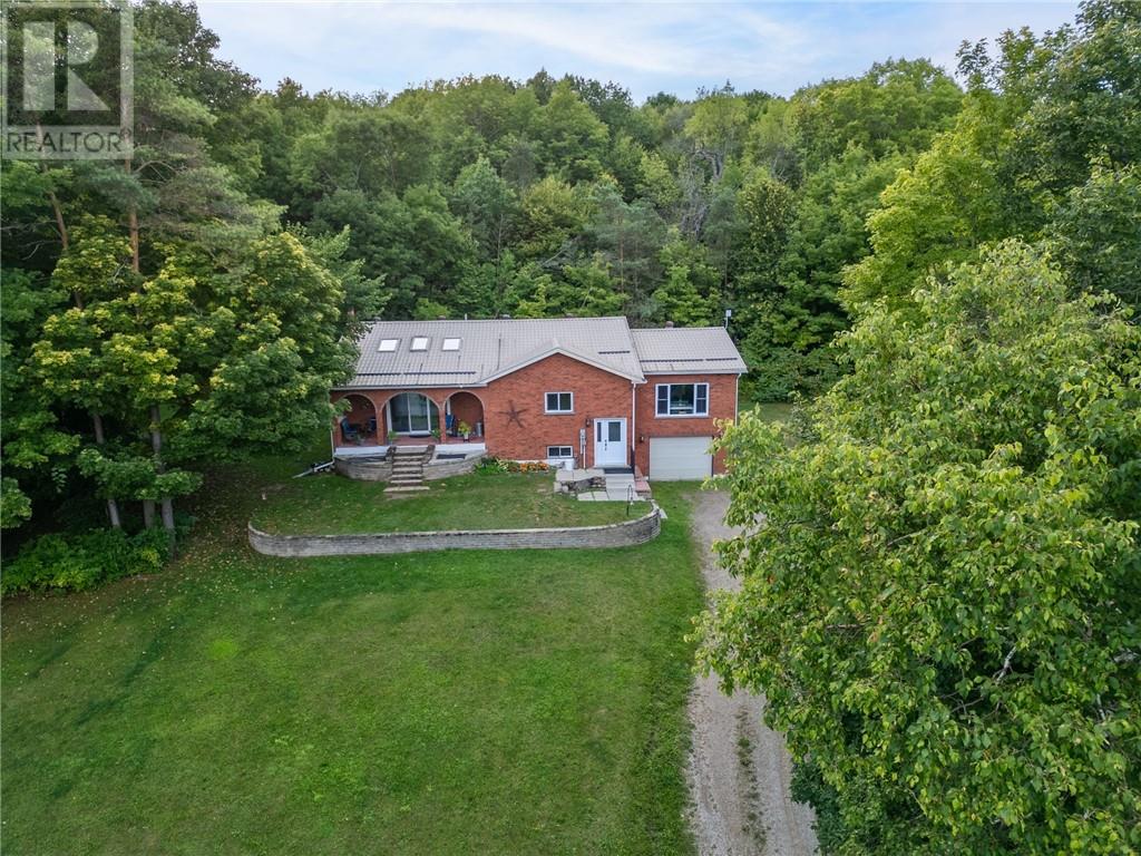 157 Emery Road, Gore Bay, Ontario  P0P 1H0 - Photo 13 - 2126837