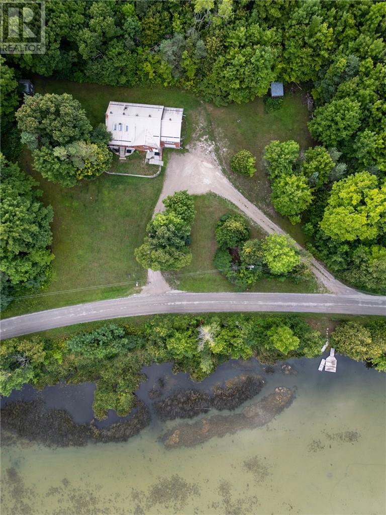 157 Emery Road, Gore Bay, Ontario  P0P 1H0 - Photo 9 - 2126837