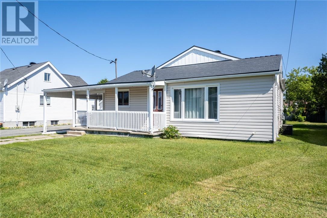 468 Adelaide Street, Espanola, Ontario  P5E 1K6 - Photo 2 - 2129941