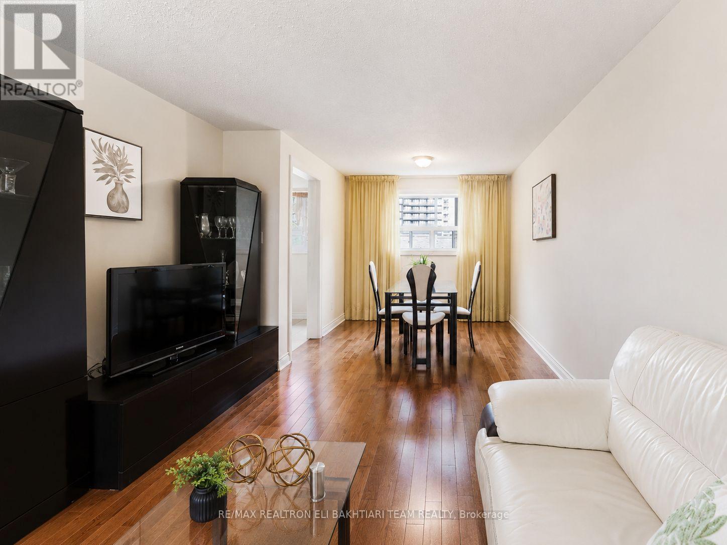 180 Woodsworth Road, Toronto, Ontario  M2L 2T1 - Photo 10 - C13698060