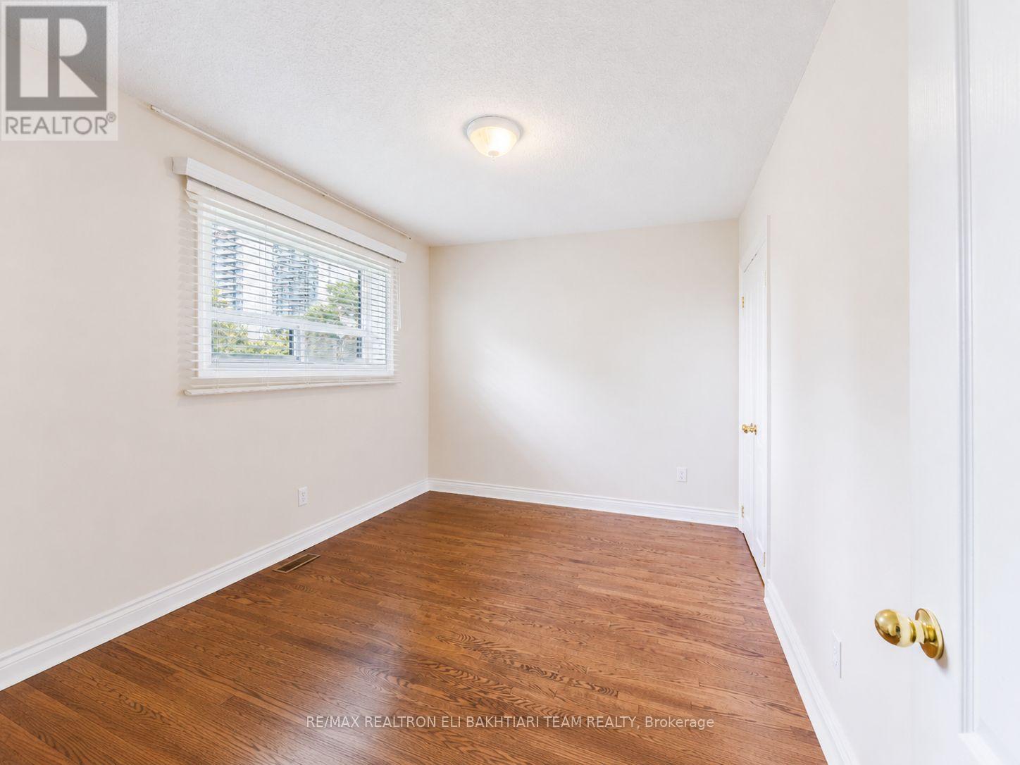180 Woodsworth Road, Toronto, Ontario  M2L 2T1 - Photo 34 - C13698060