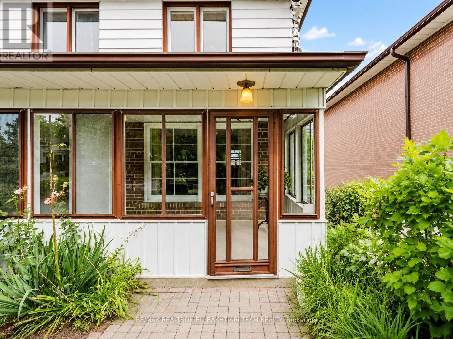 180 Woodsworth Road, Toronto, Ontario  M2L 2T1 - Photo 6 - C13698060
