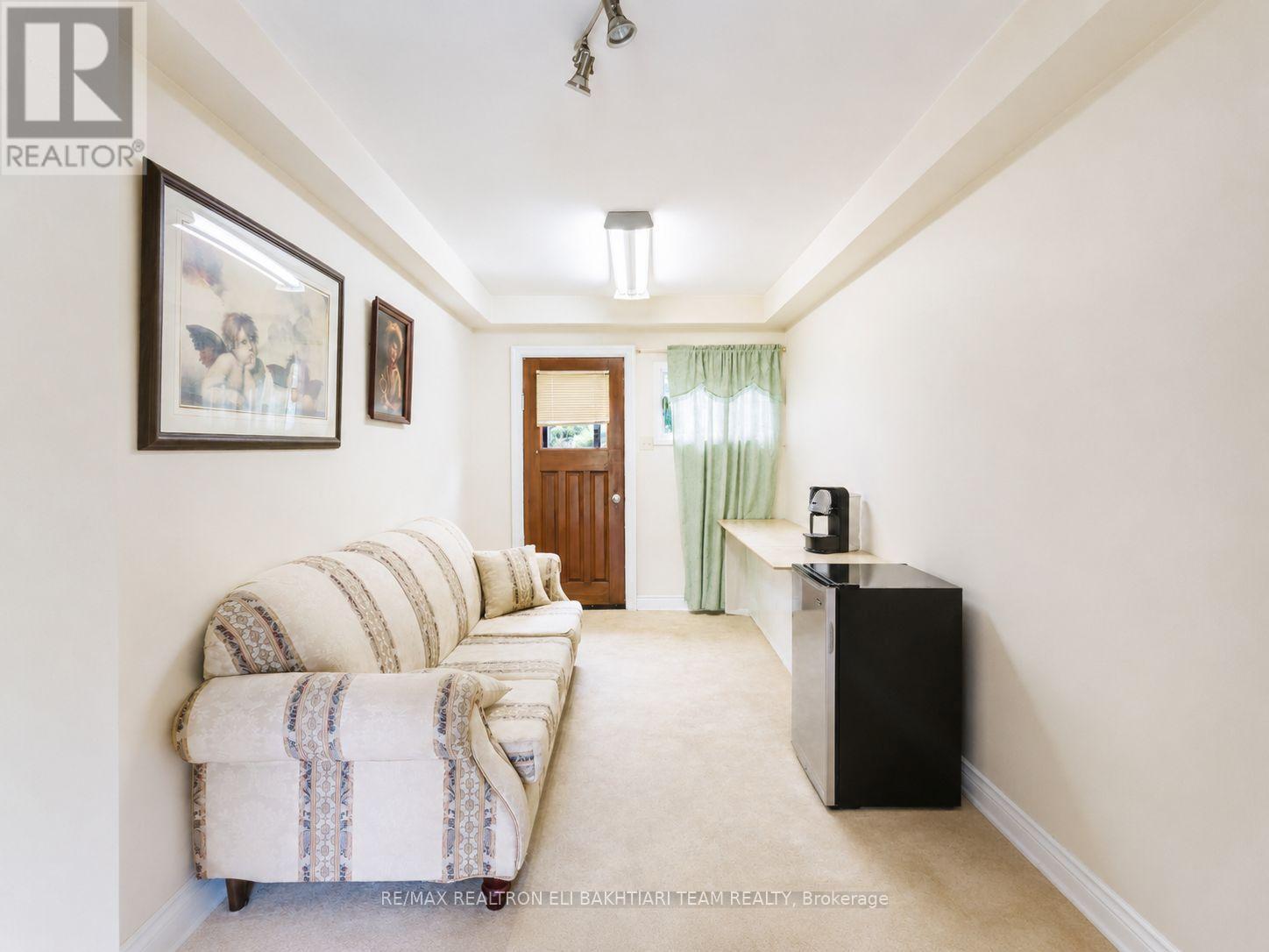 180 Woodsworth Road, Toronto, Ontario  M2L 2T1 - Photo 21 - C13698060